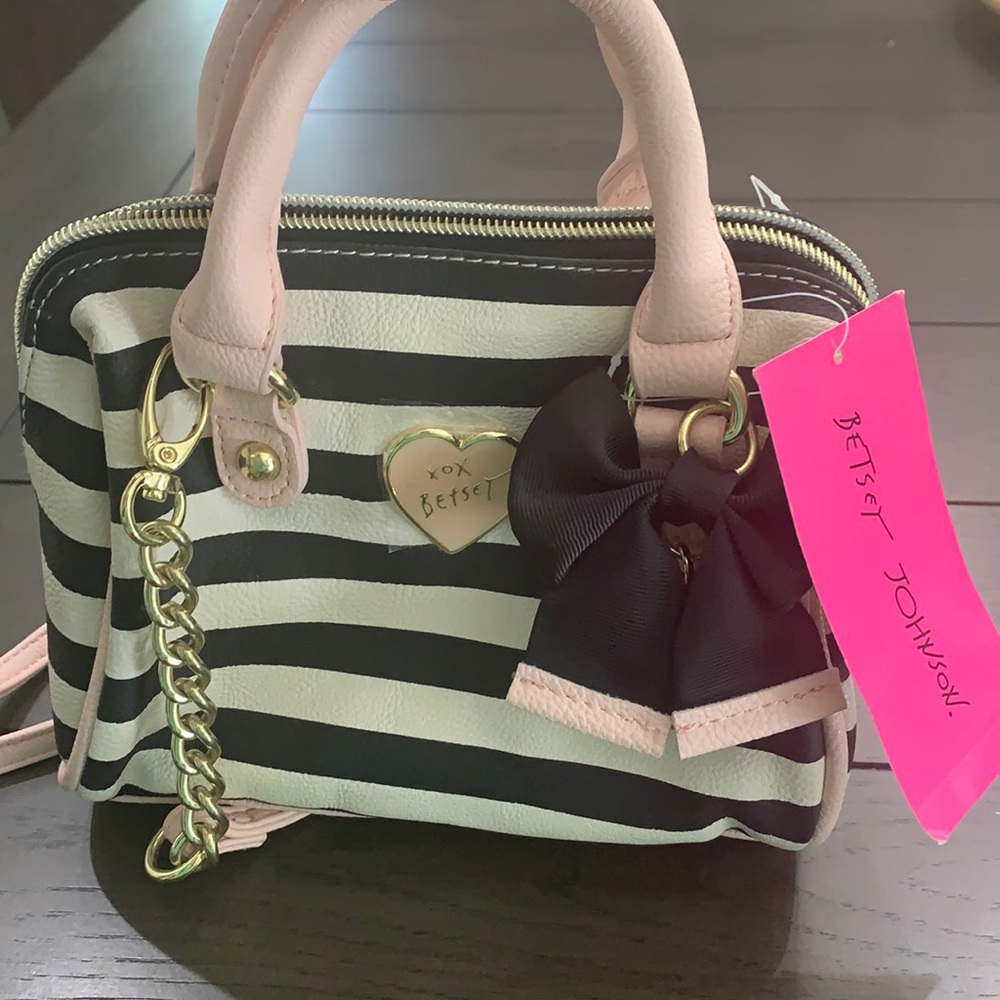 Betsy Johnson Mini Barrel Stripe. BR21910